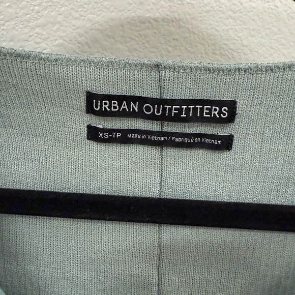 Urban Outfitters Mint Green Knit Top - Picture 3 of 4